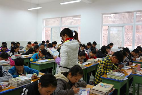 “鸡头”和“凤尾”怎么选?同样是学习,3年后差距过于明显