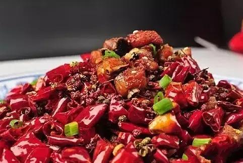 夏天适合吃的麻辣菜品,适合夏天的辣菜