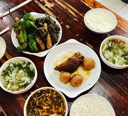 济宁甏肉干饭好吃的地方,山东济宁这家甏肉干饭店火了