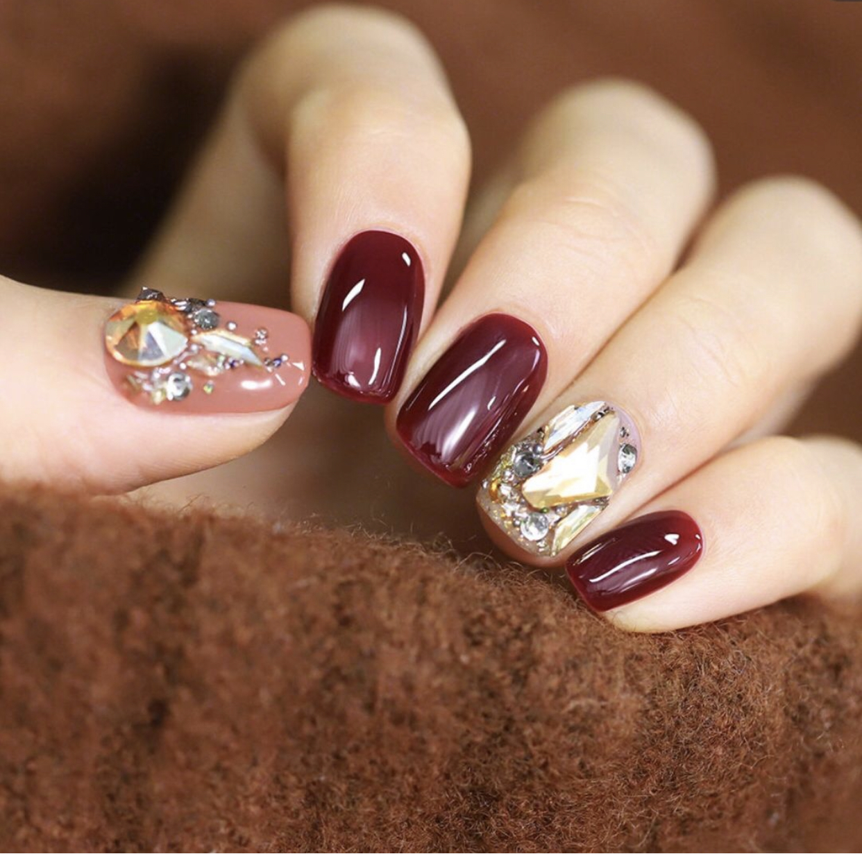 闪亮又质感的美甲造型,超亮异形美甲钻