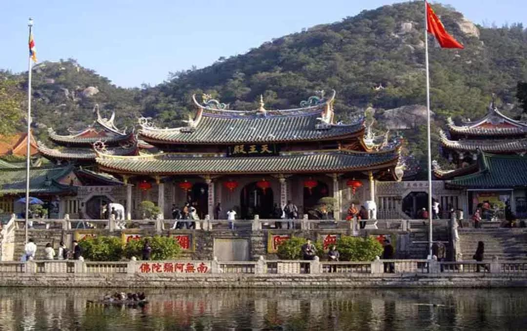 漳州和厦门全面对比,漳州和厦门经济比拼