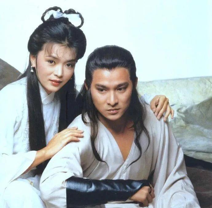 别讨论吴亦凡了，请所有男星按这位的标准“内卷”