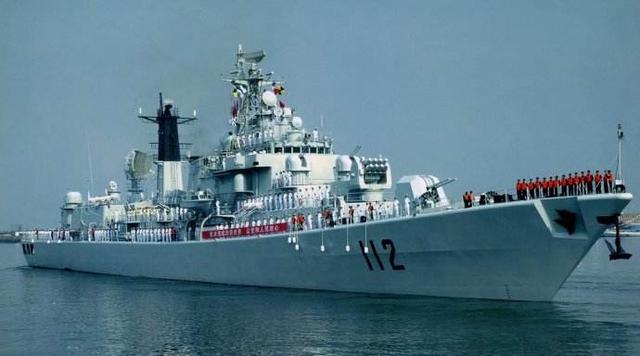 两艘航母同时下水,老牌船厂