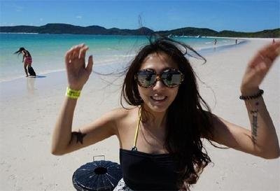 揭秘朱芳雨与现任妻子的恩爱秘密,朱芳雨三次婚姻