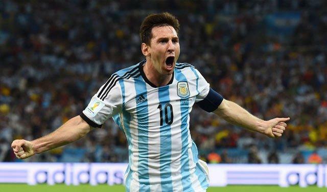 世界足坛十大女巨星,现役足坛十大球星排行