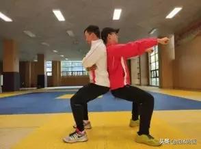 国家队队医的居家锻炼“秘籍”（二）双人宅更快乐