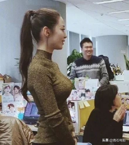 吉娜真实身材曝光,女星评价吉娜身材