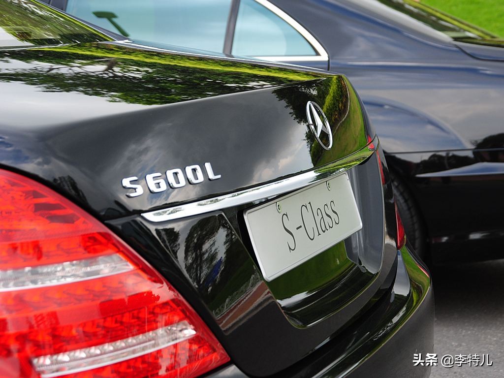 汽车车尾字母的意思,汽车尾部字母分别是什么意思