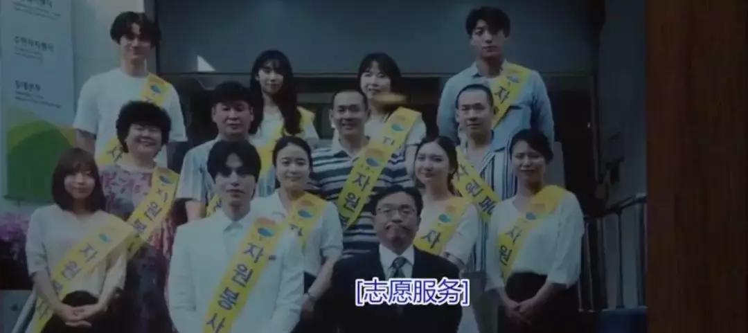 群租吃人游戏，前两分钟男主就被爆头