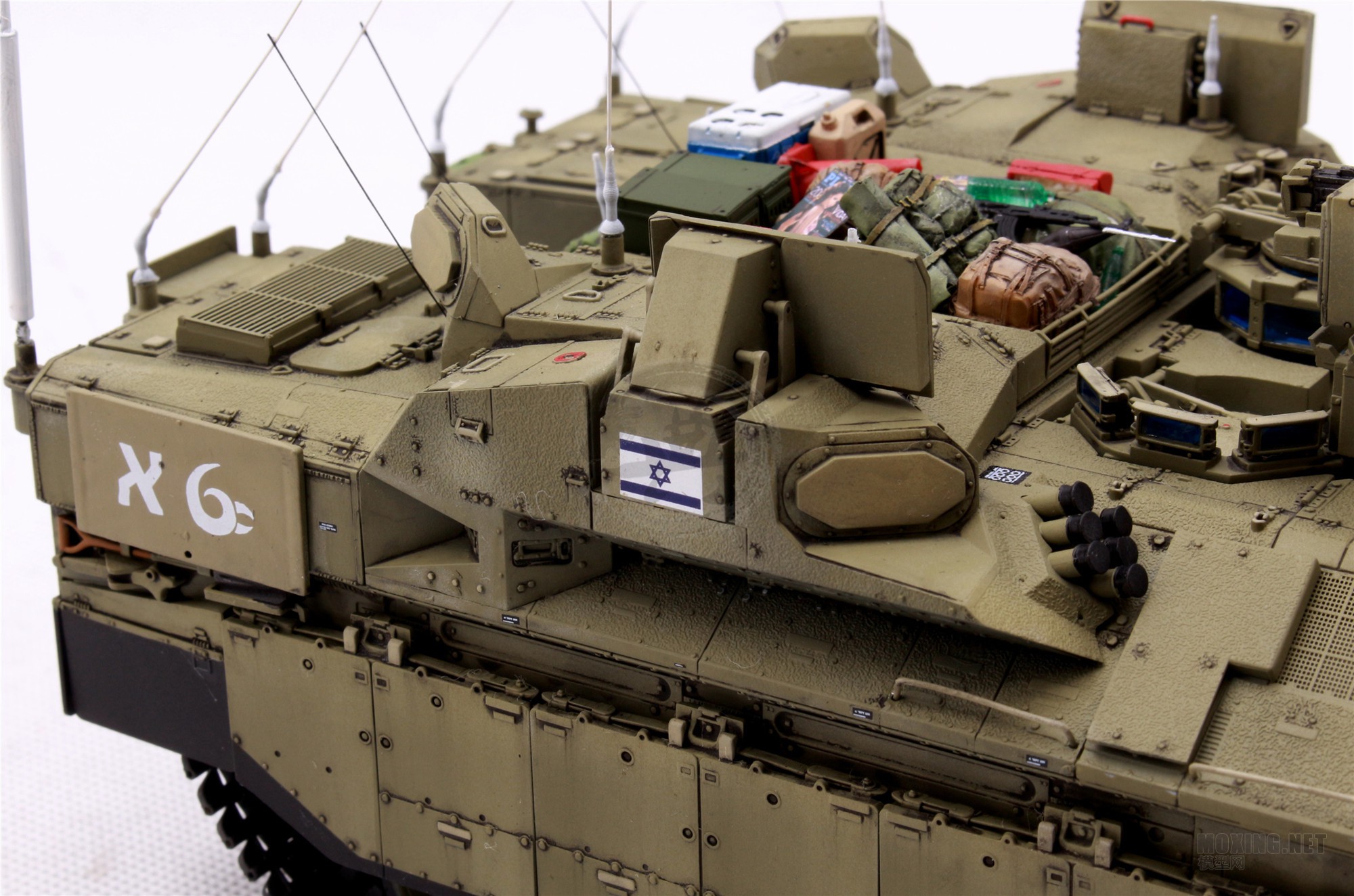 MENG,SS-018-1/35以色列“雌虎”重型装甲运输车-简介与开盒