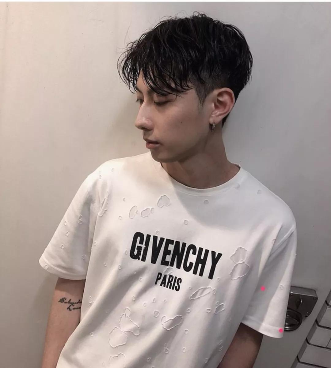 轻熟风小狼狗发型,小狼狗发型短发方脸