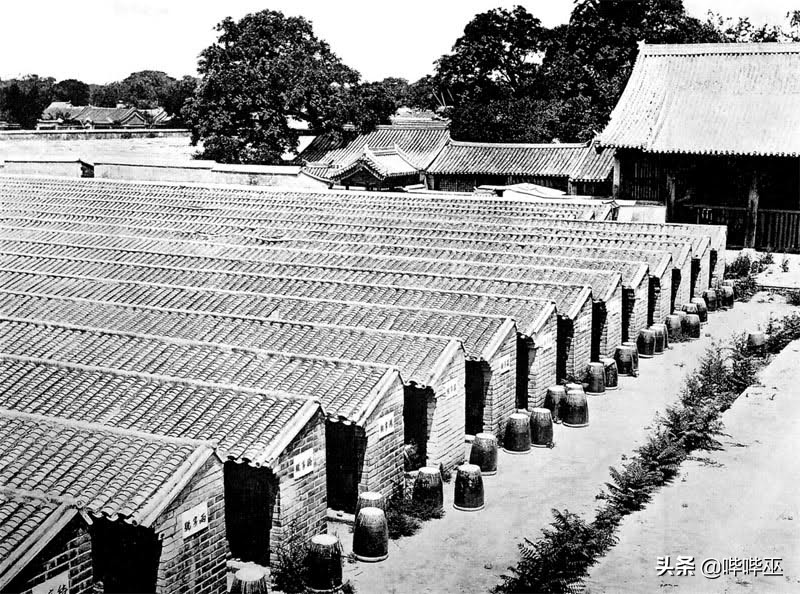 明清科举考试相关文化常识,明清科举制度包括三个层次的考试