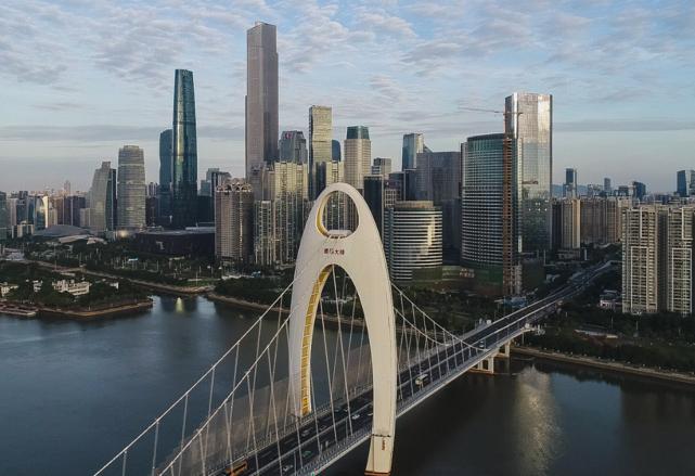 为何去广州上大学的学生越来越多？这四大优势，让人不容忽视