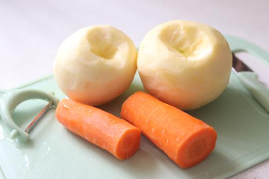 如何将果汁过滤清澈,苹果汁怎么榨才能让渣细腻