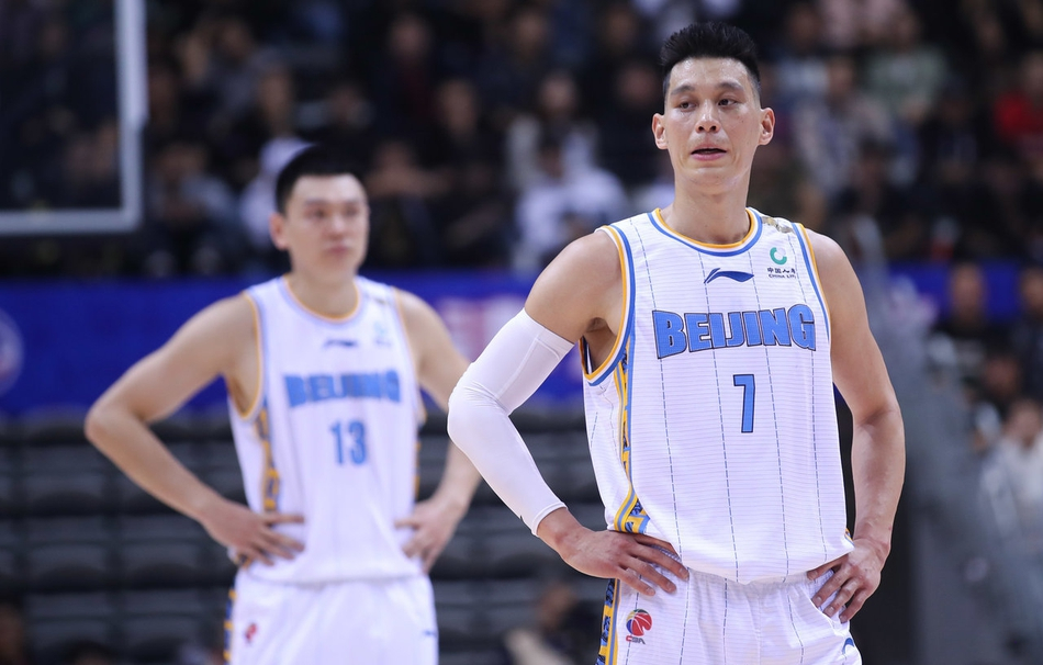 林书豪最新首秀,林书豪首秀拿下9分路人视角