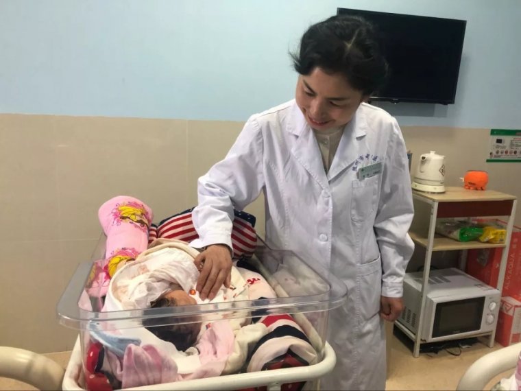 走进中心医院妇产科,走进妇产医院