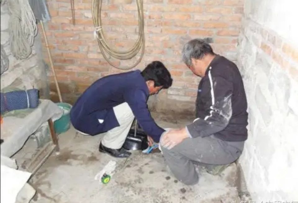 农村如何防止水管上冻,自来水管冻了最好的解决办法