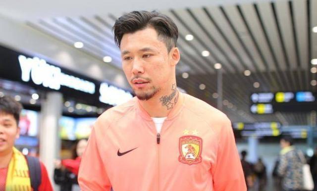 国足张琳芃乌龙球抖音视频,乌龙球张琳芃里皮