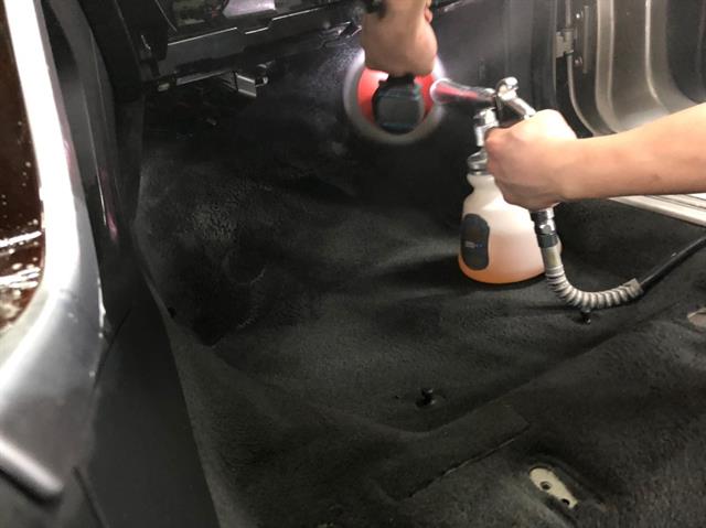 20年老汽车内饰清洗教学全过程,汽车内饰深度清洁施工细节