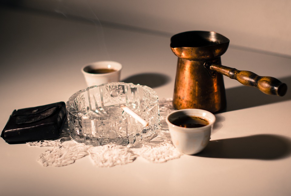 烟外接滤嘴有用吗,香烟外接水过滤烟斗真的有用吗