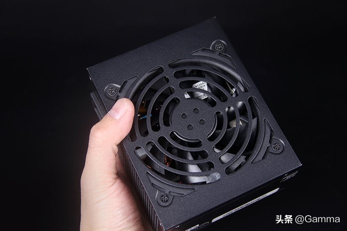 综合性能最好的itx机箱,安钛克itx机箱分体式水冷案例