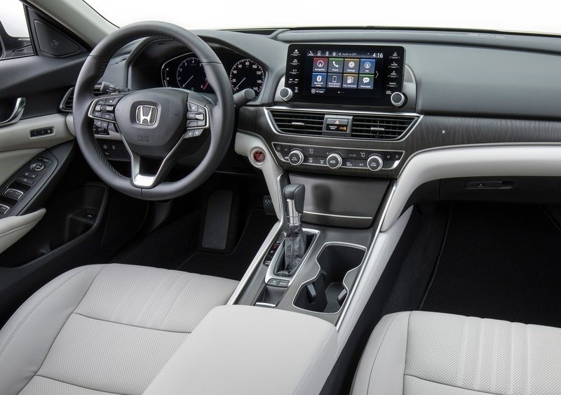 inspire跟雅阁比哪个更保值,inspire为什么卖不过雅阁