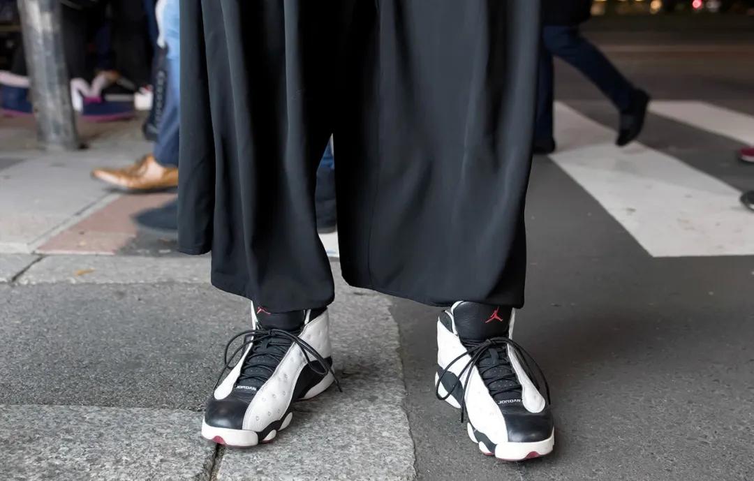 穿烂了舍不得扔,穿烂都舍不得扔的鞋