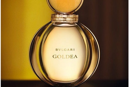 宝格丽香水哪一款最受欢迎,宝格丽紫晶纯香香水香氛之旅