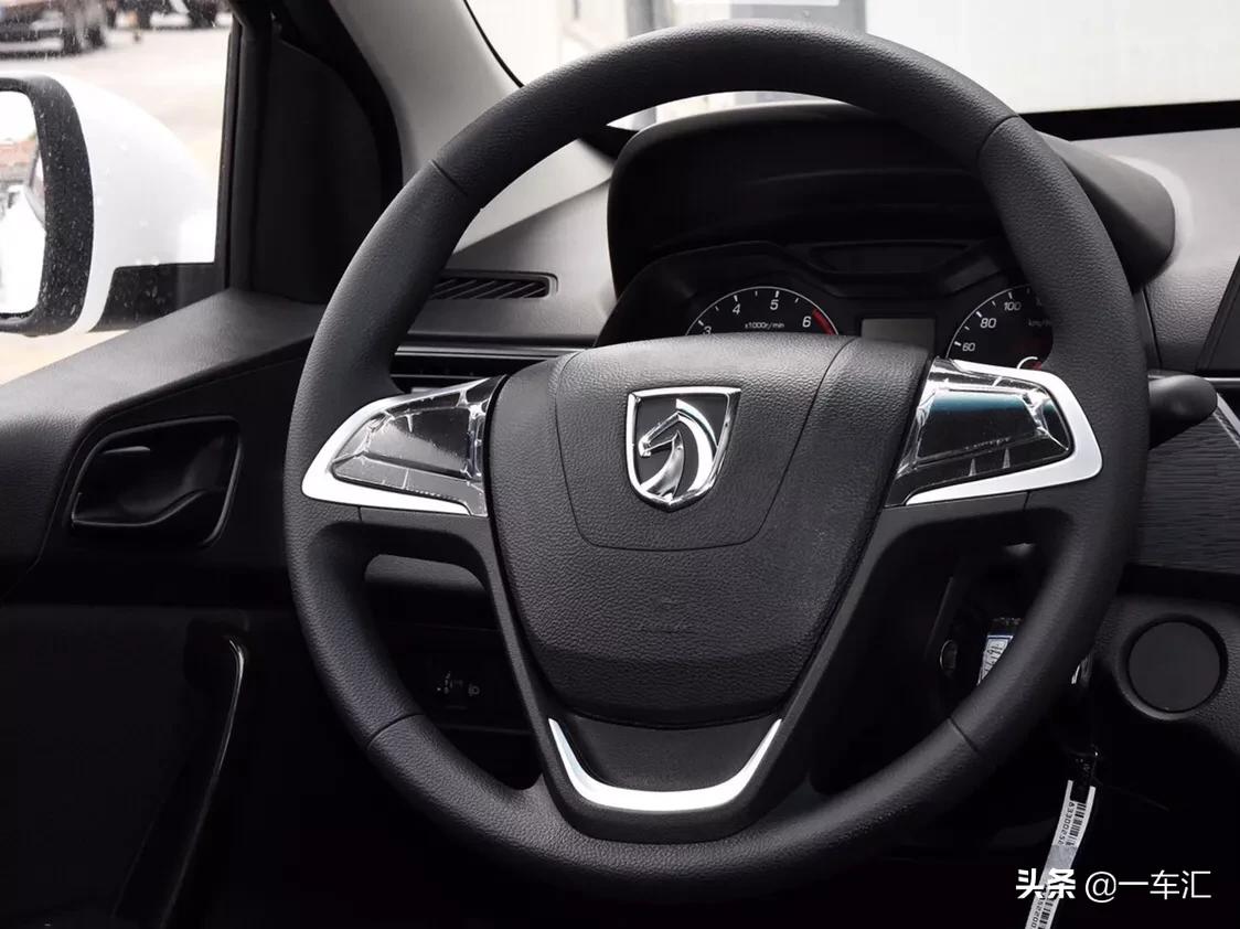 宝骏乐驰2020款,宝骏310是不是乐驰的改进版