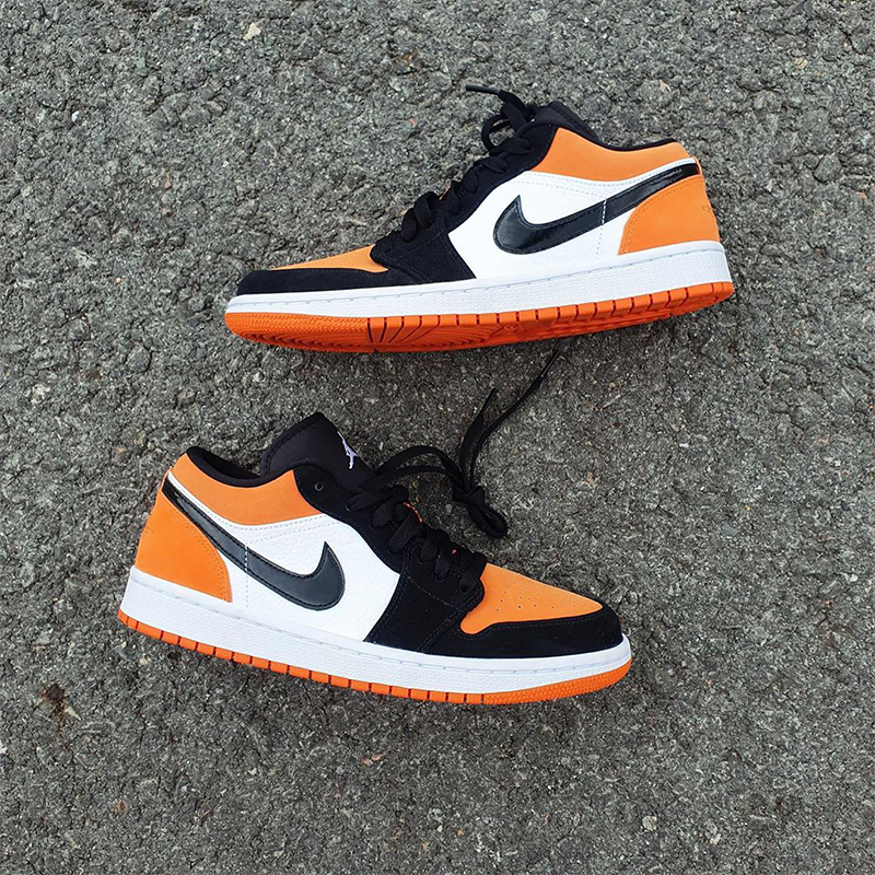 aj上面的英文是什么,aj标上的英文