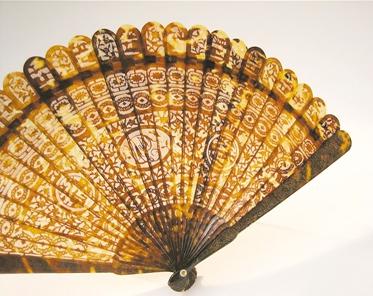 我的爱好之一是的英语,我的爱好之一是弹钢琴用英语怎么说