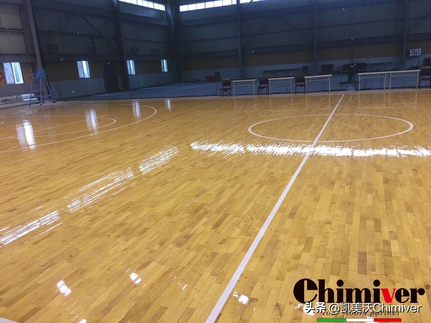 篮球场地面油漆用什么漆,篮球半场地涂漆效果图