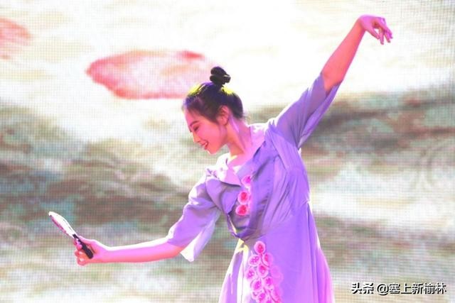 榆林二中艺术节直播回放,府谷二中第16届校园艺术节