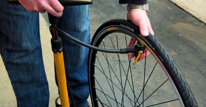 新手就能学会的自行车技巧,1分钟快速学会的车技