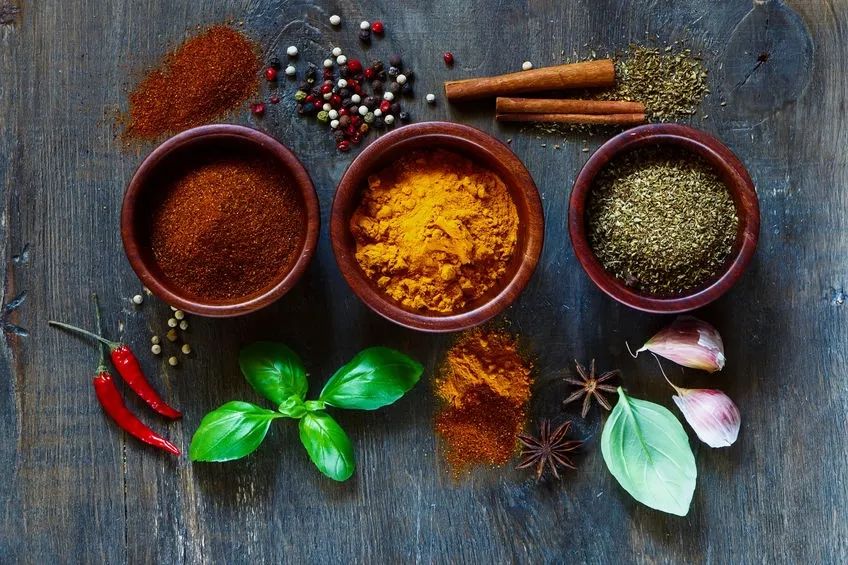 脸上暗沉有斑怎么办用什么护肤品,脸黄暗沉气血不足有斑怎么调理