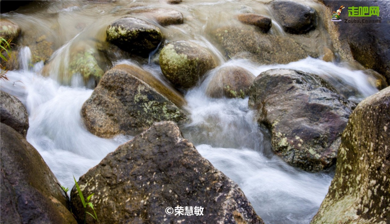 海滩怪石古渔村，名气不及三亚，但现在却越来越多东北人在此定居