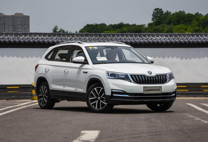 大众polotcross价格,大众tcross和polo哪个好