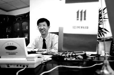 成年人的崩溃用不用藏起来,成年人的崩溃在一瞬间治愈