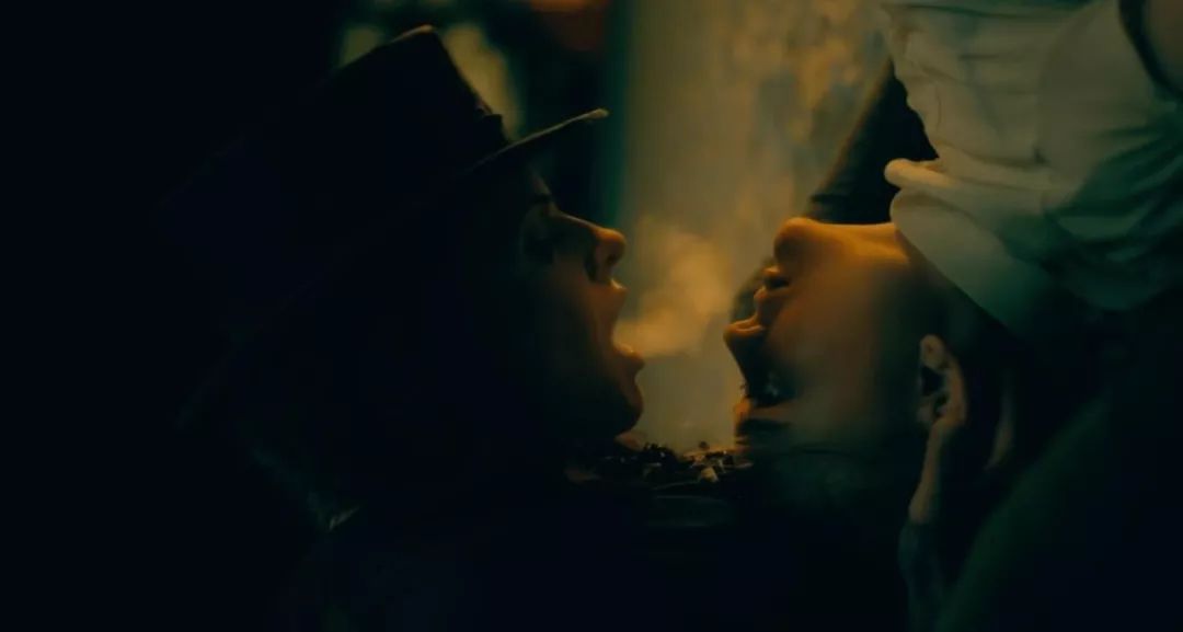 闪灵续集睡梦医生讲什么,经典恐怖电影闪灵