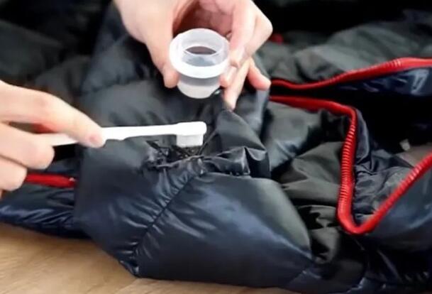 冬季衣服特别厚重，采取这种清洁方式，各种衣服都能轻松搞定