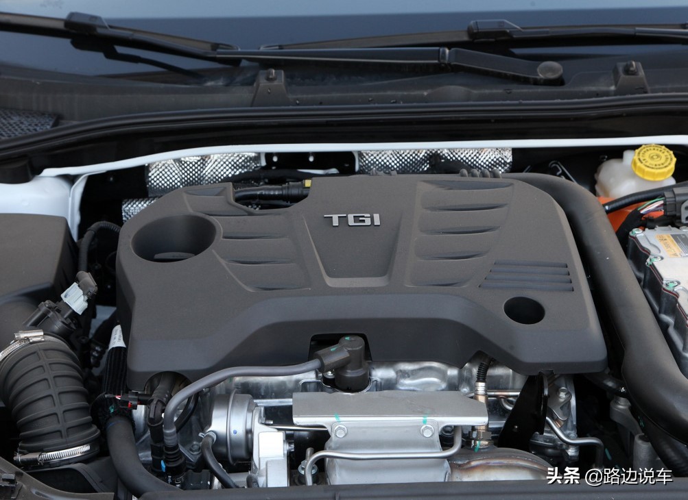 花17万买名爵6,17年荣威i6车主真实的感受