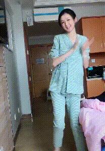 “这孕妇不是一般人”，宫开到二指，在待产室跳舞催生