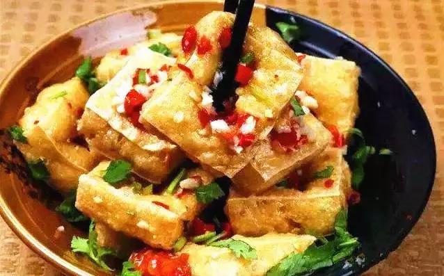 长沙最好的臭豆腐生胚多少钱一箱,长沙黑色经典长沙臭豆腐印象城店