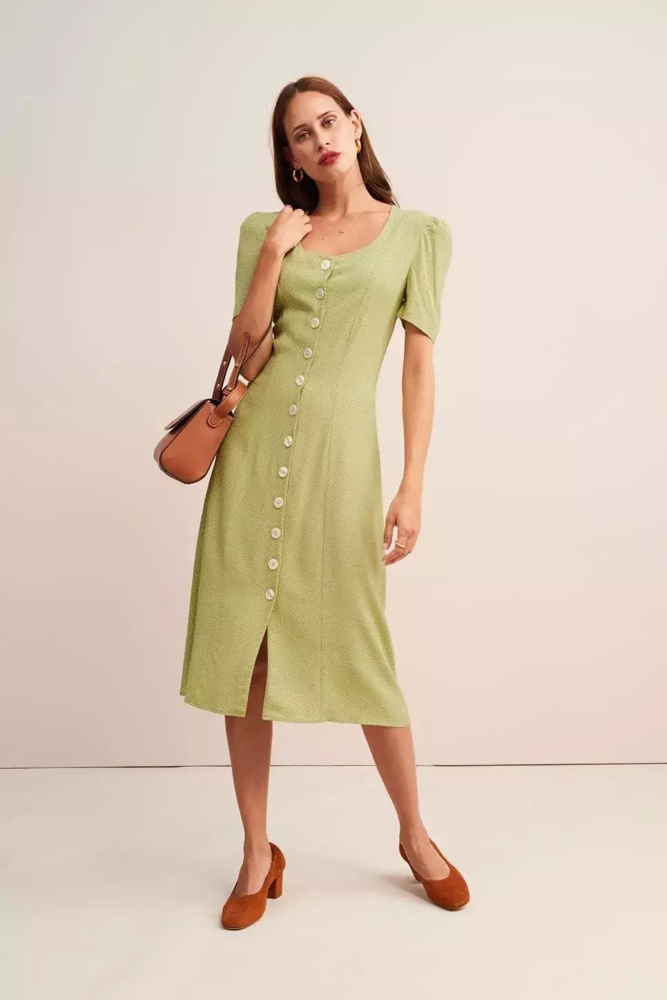 每次穿衣服的时候都觉得难受,瘦了之后穿衣服的感觉真的很舒服