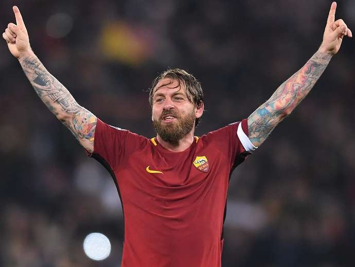 过去十年20位足球巨星,100年内最伟大的25名运动员