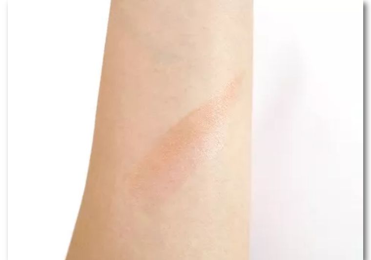 败了吗？朋友圈大火的杂志赠品拆出来看看