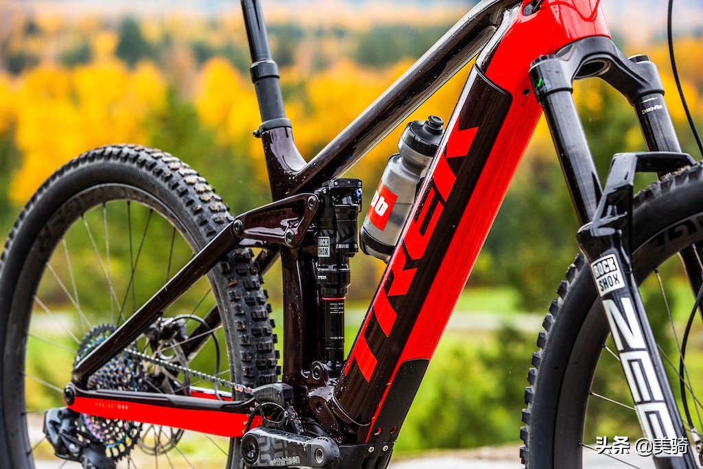 trek电助力山地车价格,trek顶级山地车fuel9.9黑武士