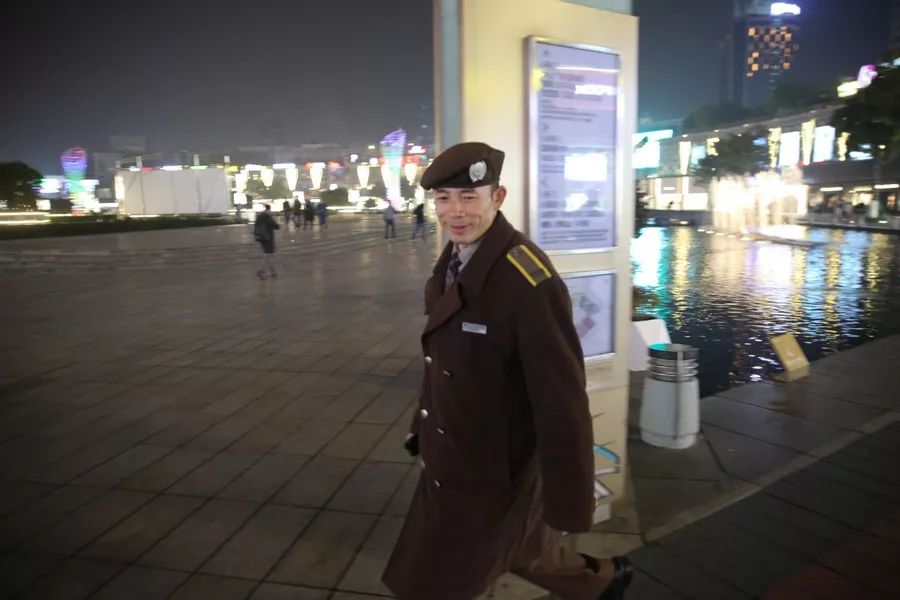 在宁波街头，我被暖到了