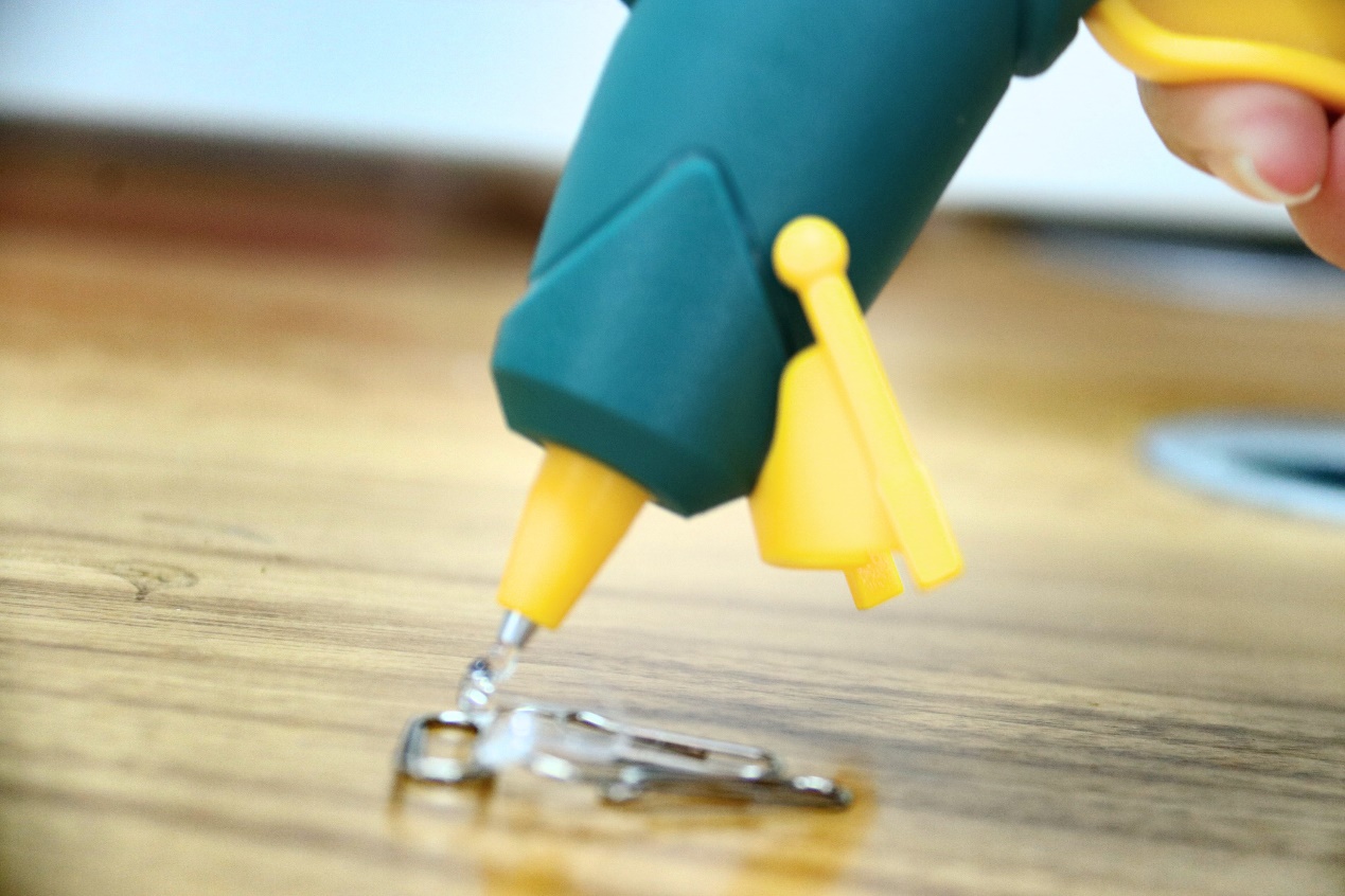 万物皆可粘的纳米胶手工,万物皆可粘后续