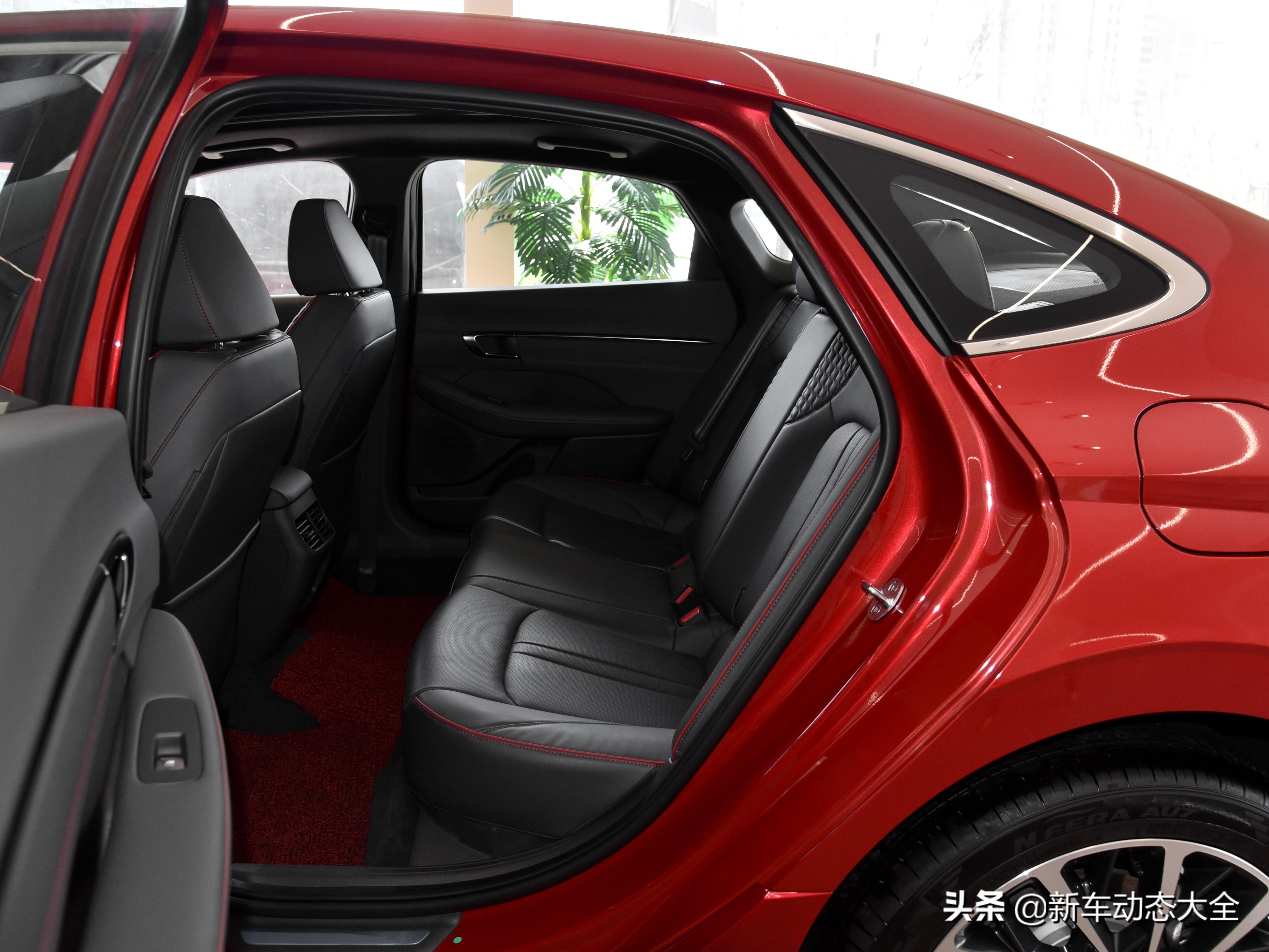 索纳塔性价比最高的车型,2.0t索纳塔驾乘体验